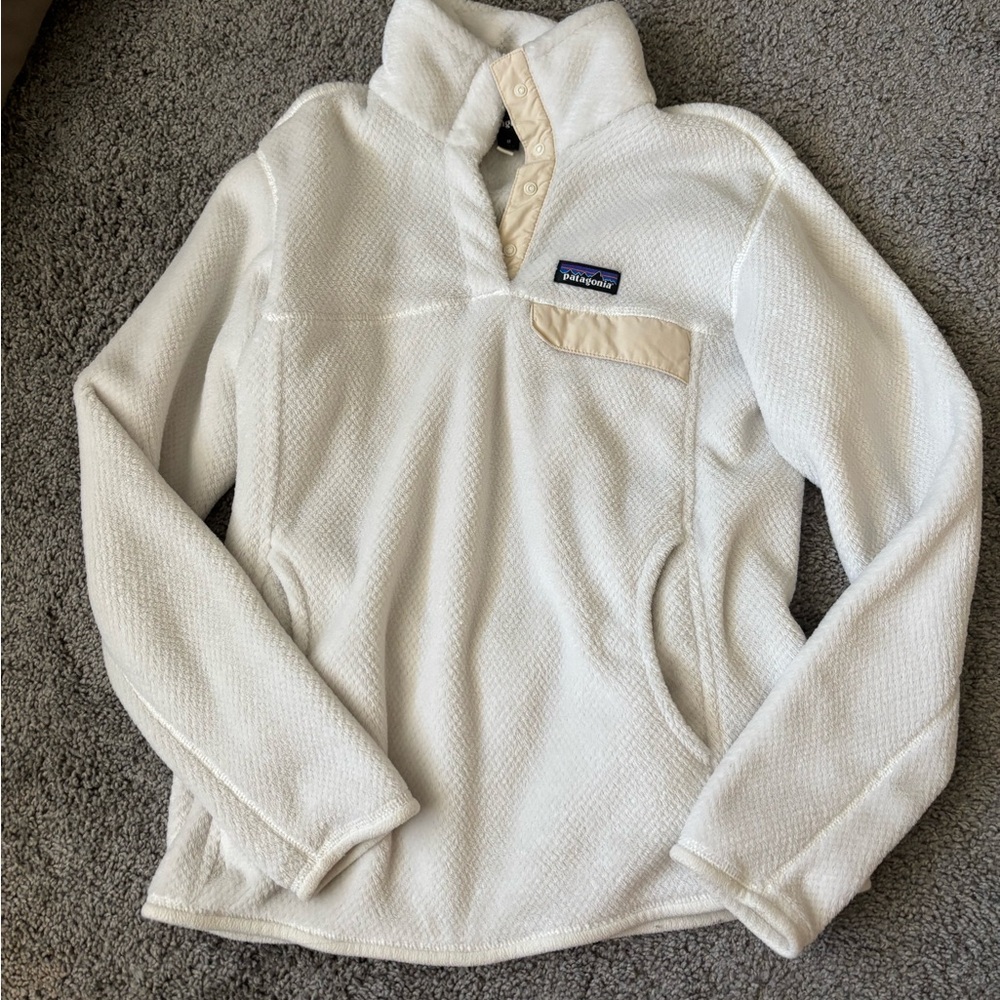 Patagonia Women's White Fleece Pullover